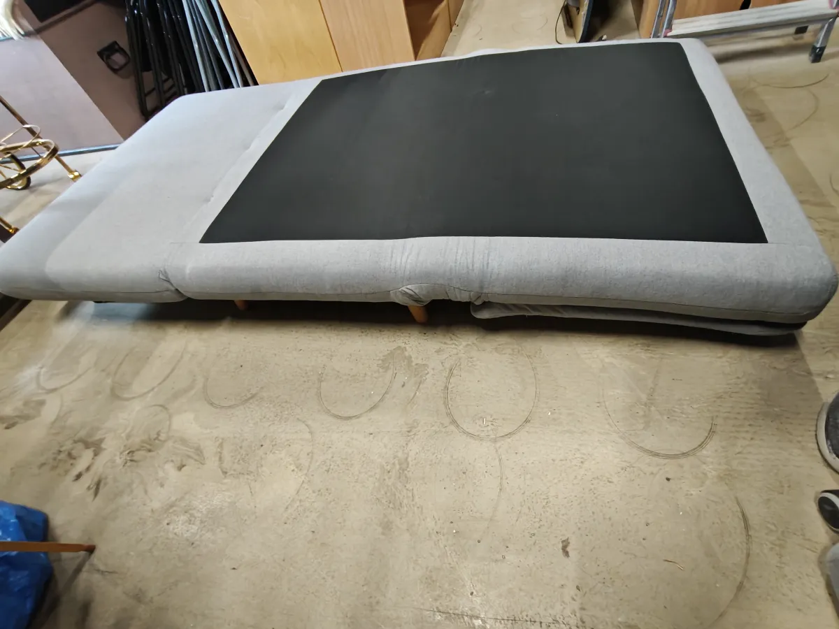 Auction Image 3